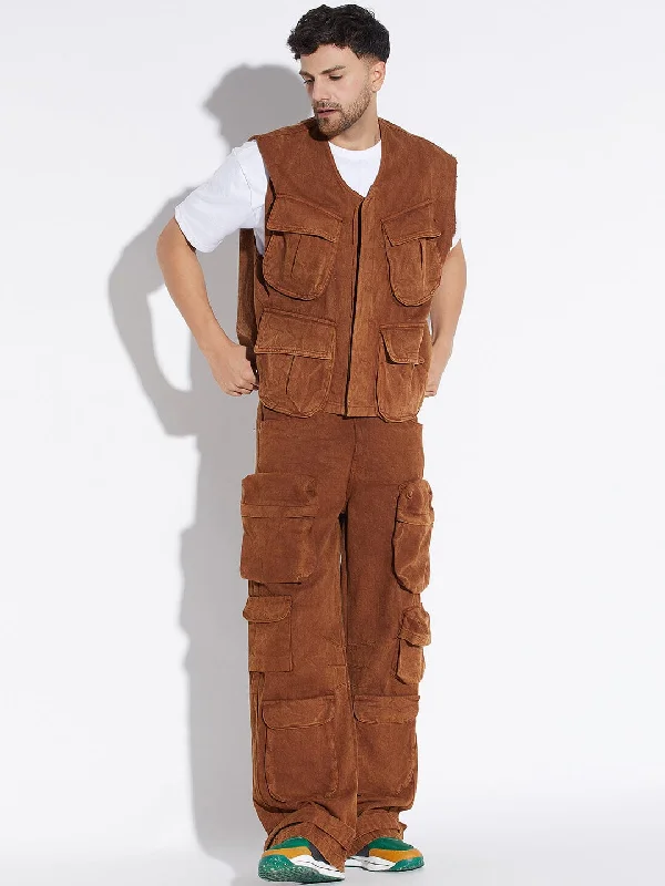 Overalls for construction workers with safety featuresBrown Washed Denim Jacket and Pants Clothing Set Overalls for construction workers with safety featuresBrown Washed Denim Jacket and Pants Clothing Set