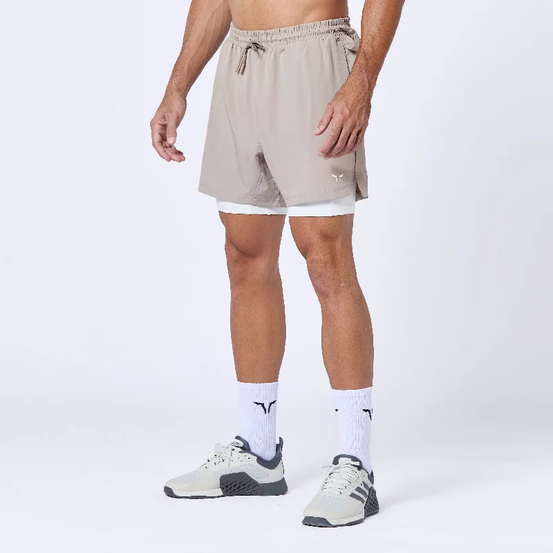 Men's drawstring casual linen shorts for a laid - back summer lookEssential 5" Pro 2-In-1 Shorts - Cobblestone Men's drawstring casual linen shorts for a laid - back summer lookEssential 5" Pro 2-In-1 Shorts - Cobblestone