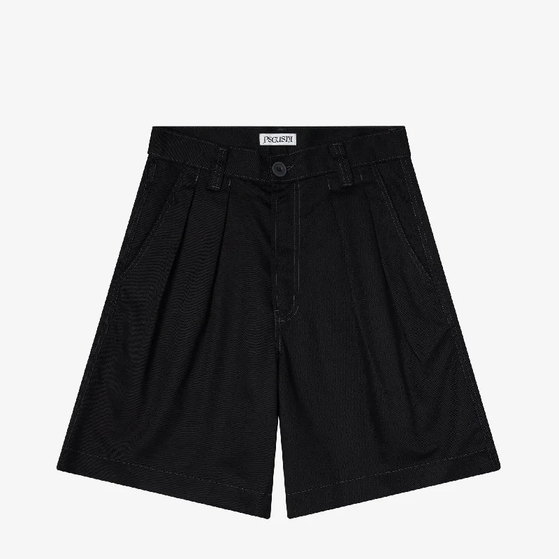 Men's plaid pattern wool blend shorts for a preppy fall stylePleated Oversized Shorts Black | Charcoal Men's plaid pattern wool blend shorts for a preppy fall stylePleated Oversized Shorts Black | Charcoal