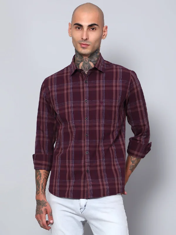 Men's Retro - Style Hawaiian Print Casual Shirts in Bold Patterns for a Tropical VacationMen's Maroon Casual Big Checks Full Sleeve Shirt Men's Retro - Style Hawaiian Print Casual Shirts in Bold Patterns for a Tropical VacationMen's Maroon Casual Big Checks Full Sleeve Shirt