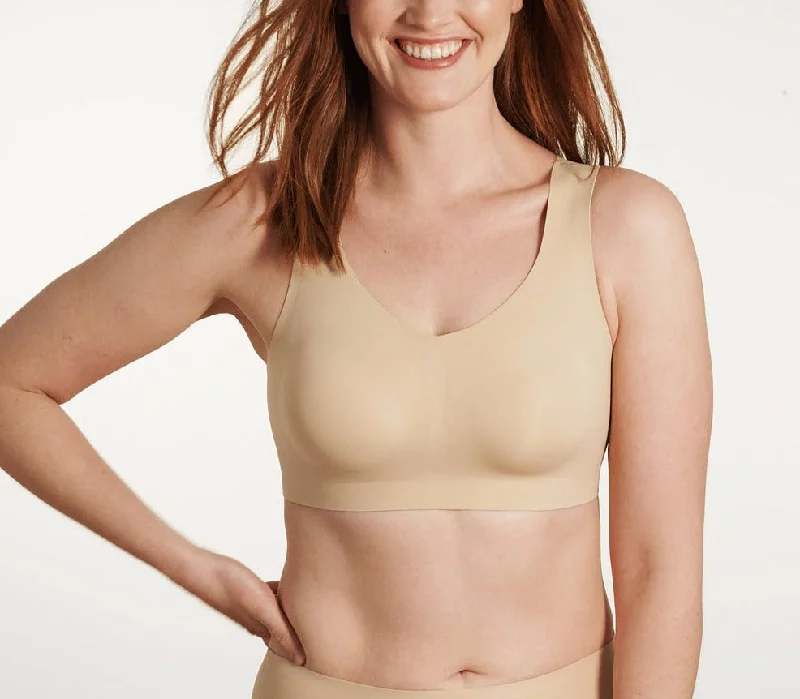 Evelyn & Bobbie Defy Sand Wireless Bra