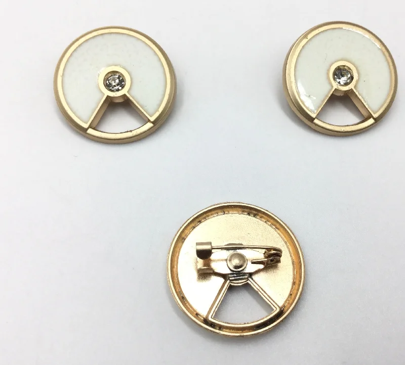 Men's Single - Breasted Cashmere Blazer in Camel for a Luxurious and Elegant Winter LookGolden & Pearl White Clip Cufflinks Men's Single - Breasted Cashmere Blazer in Camel for a Luxurious and Elegant Winter LookGolden & Pearl White Clip Cufflinks