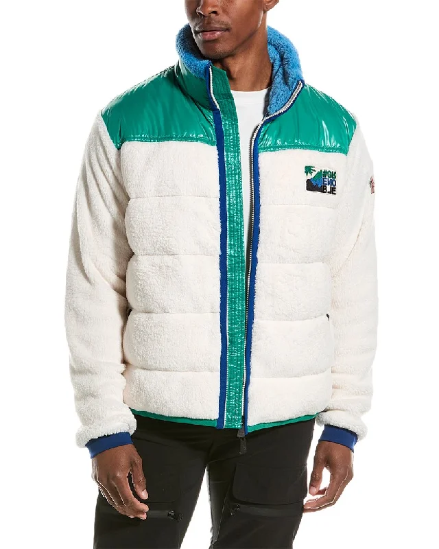 Lightweight men jackets made from recycled nylon for eco - friendly travelMoncler Jacket Lightweight men jackets made from recycled nylon for eco - friendly travelMoncler Jacket