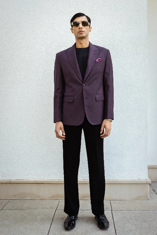 Men's Military - Inspired Khaki Blazer with Epaulettes for a Dapper and Stylish OutfitPurple Peak Lapel Blazer. Men's Military - Inspired Khaki Blazer with Epaulettes for a Dapper and Stylish OutfitPurple Peak Lapel Blazer.