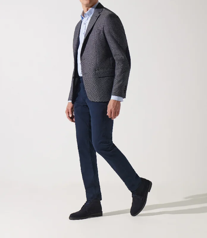 Tall Men's Black Leather Blazer with Zipper Details for a Modern and Edgy LookVeste casual 2 boutons marine DEYTON Tall Men's Black Leather Blazer with Zipper Details for a Modern and Edgy LookVeste casual 2 boutons marine DEYTON