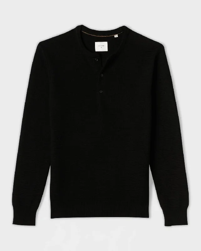 Men's Cable - Knit Turtleneck Merino Wool Sweater in Charcoal for a Winter Business LookMen's Textured Sweater Henley In Black Men's Cable - Knit Turtleneck Merino Wool Sweater in Charcoal for a Winter Business LookMen's Textured Sweater Henley In Black