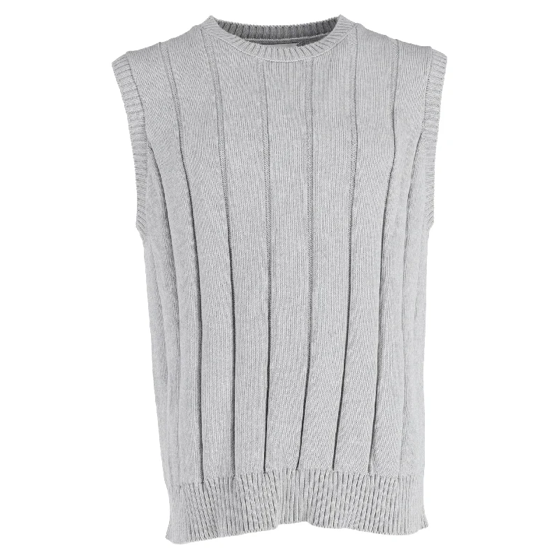 Men's Chunky Knit Fair Isle Patterned Wool Sweater in Multicolor for a Festive Holiday OutfitMr. P. Ribbed Knit Vest in Grey Cotton Men's Chunky Knit Fair Isle Patterned Wool Sweater in Multicolor for a Festive Holiday OutfitMr. P. Ribbed Knit Vest in Grey Cotton