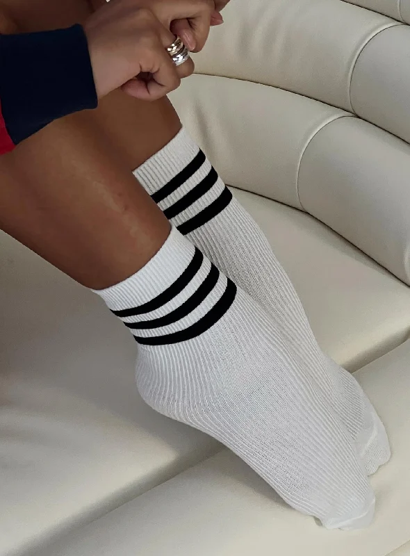 Lilt Crew Socks White