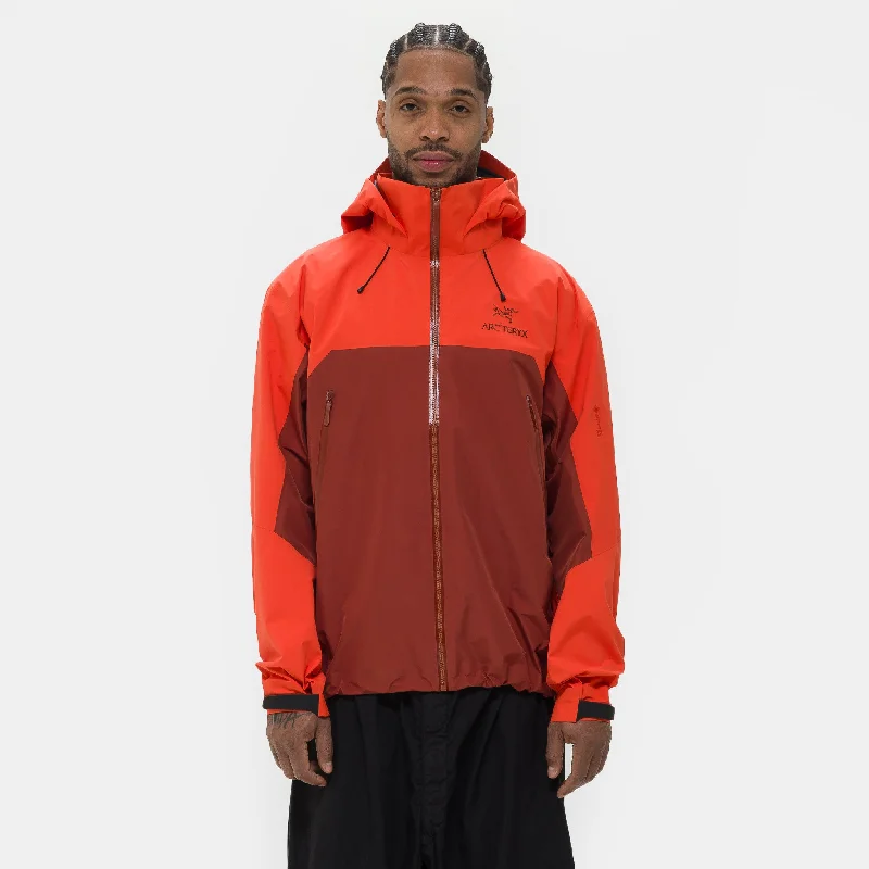 Men coats with a stand - up collar for a sleek and modern lookBeta AR Jacket in Solaris/Sequoia Men coats with a stand - up collar for a sleek and modern lookBeta AR Jacket in Solaris/Sequoia