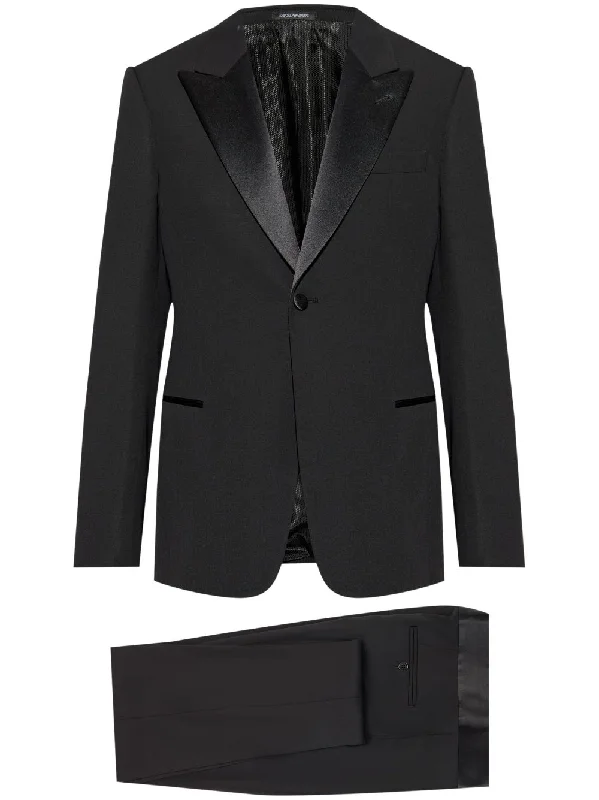 Stylish men coats with a double - breasted design for a formal lookEmporio Armani Men's Suit Stylish men coats with a double - breasted design for a formal lookEmporio Armani Men's Suit