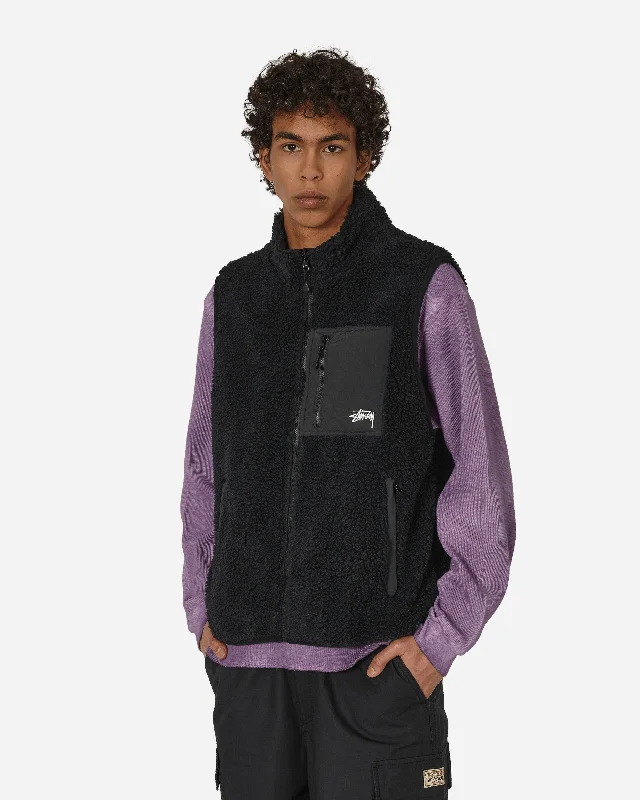 Lightweight men coats made of breathable fabric for spring and autumnSherpa Reversible Vest Black Lightweight men coats made of breathable fabric for spring and autumnSherpa Reversible Vest Black