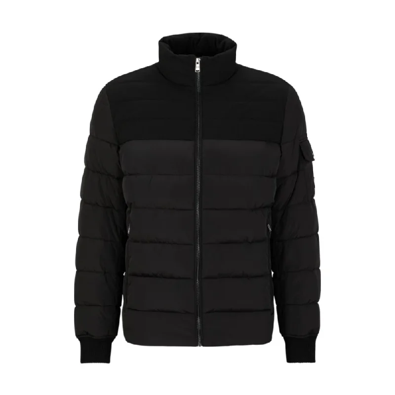 Men coats with multiple inner pockets for convenient storage of essentialsWater-repellent padded jacket with zip closure Men coats with multiple inner pockets for convenient storage of essentialsWater-repellent padded jacket with zip closure