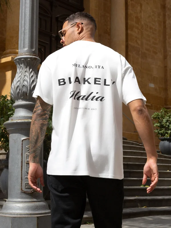Men's smart - casual checkered t - shirts for semi - formal occasionsItalia Relaxed T-Shirt - Flat White Men's smart - casual checkered t - shirts for semi - formal occasionsItalia Relaxed T-Shirt - Flat White