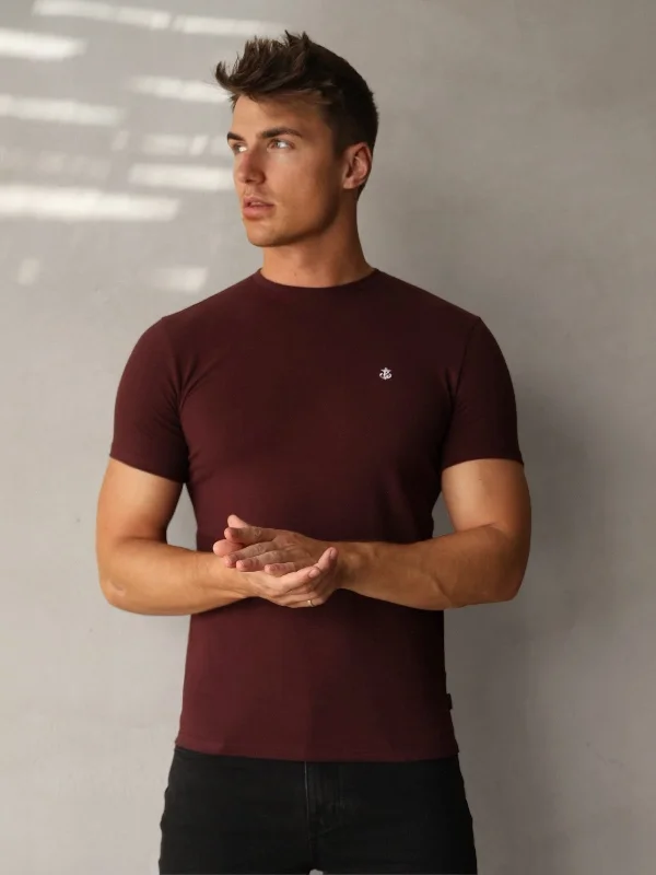 Men's smart - casual checkered t - shirts for semi - formal occasionsLivorno T-Shirt - Burgundy Men's smart - casual checkered t - shirts for semi - formal occasionsLivorno T-Shirt - Burgundy