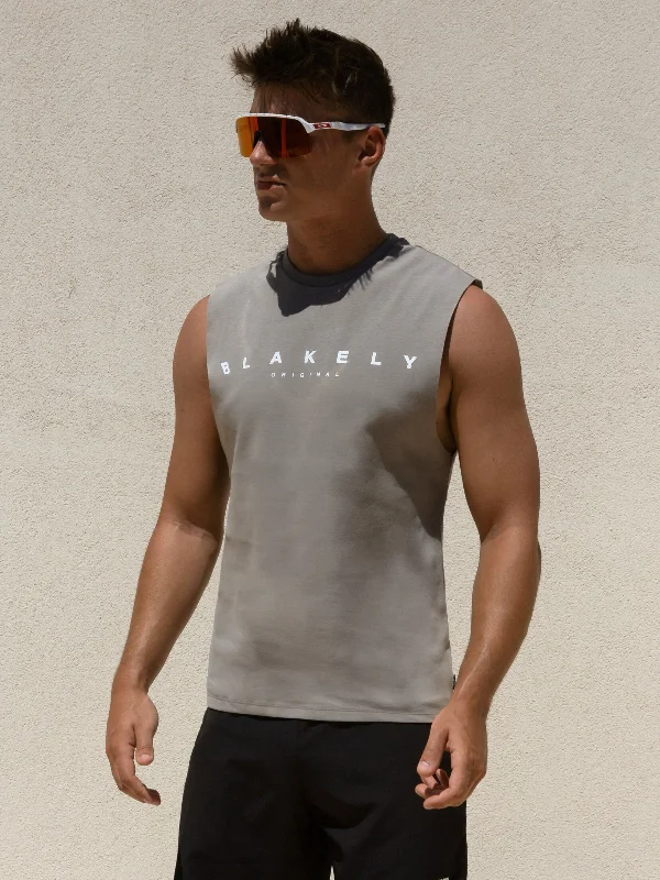 Men's short - sleeve linen t - shirts for summer beach outingsMaui Sleeveless Tee - Stone Grey Men's short - sleeve linen t - shirts for summer beach outingsMaui Sleeveless Tee - Stone Grey