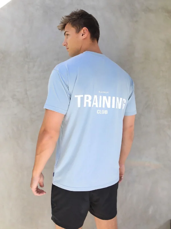 Men's printed Hawaiian t - shirts for tropical vacationsRelaxed Training T-Shirt - Light Blue Men's printed Hawaiian t - shirts for tropical vacationsRelaxed Training T-Shirt - Light Blue