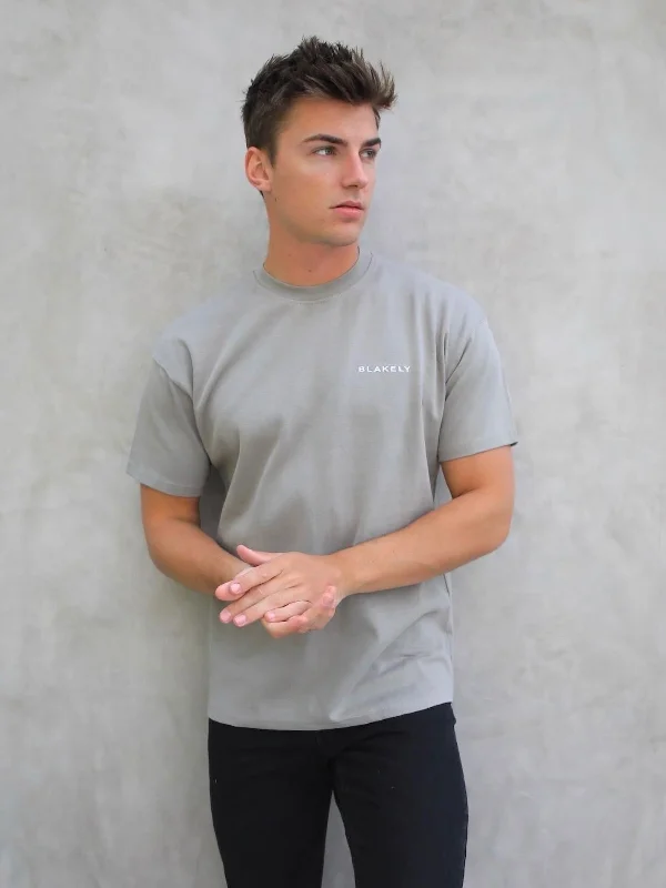 Men's printed Hawaiian t - shirts for tropical vacationsSeries Relaxed T-Shirt - Stone Grey Men's printed Hawaiian t - shirts for tropical vacationsSeries Relaxed T-Shirt - Stone Grey