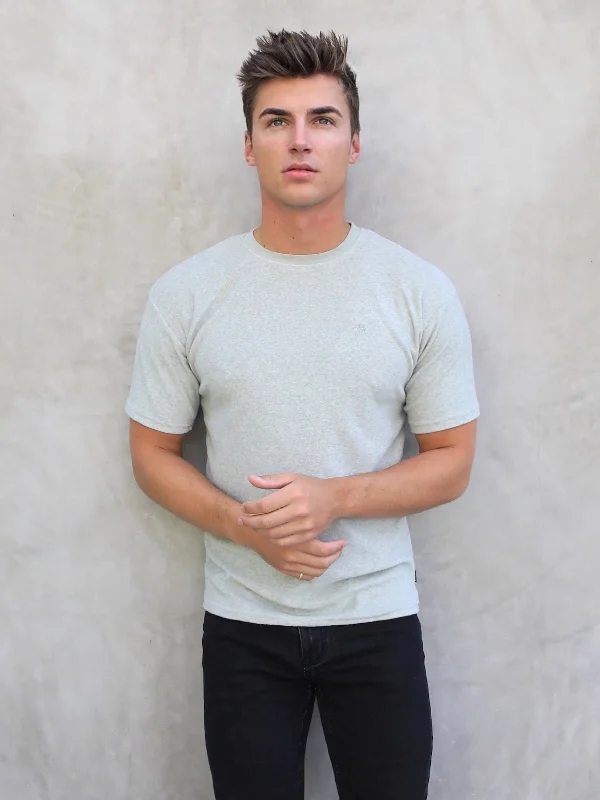 Men's UV - protection t - shirts for outdoor activities in the sunSoft Textured T-Shirt - Light Sage Men's UV - protection t - shirts for outdoor activities in the sunSoft Textured T-Shirt - Light Sage