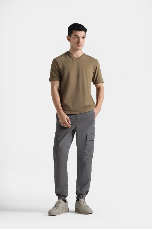 Men's polo t - shirts with a contrast collar for a preppy lookBasic V Neck T-shirt Men's polo t - shirts with a contrast collar for a preppy lookBasic V Neck T-shirt