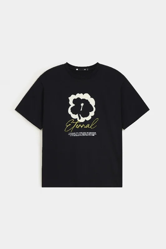 Men's tie - dye t - shirts with a bohemian styleGraphic T-shirt