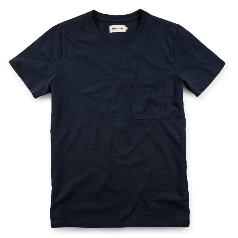 Men's high - collar polo shirts with a modern twistThe Heavy Bag Tee in Navy