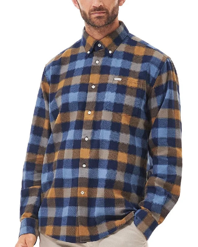 Men's polo t - shirts with a contrast collar for a preppy lookBarbour Damfield Shirt Men's polo t - shirts with a contrast collar for a preppy lookBarbour Damfield Shirt