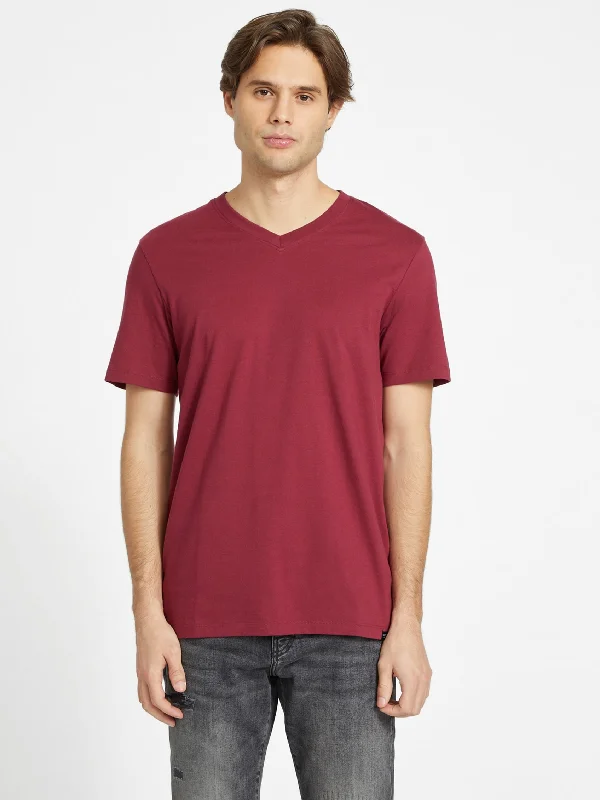 Men's long - sleeve henley t - shirts with button - down placketsBrisa V-Neck Tee