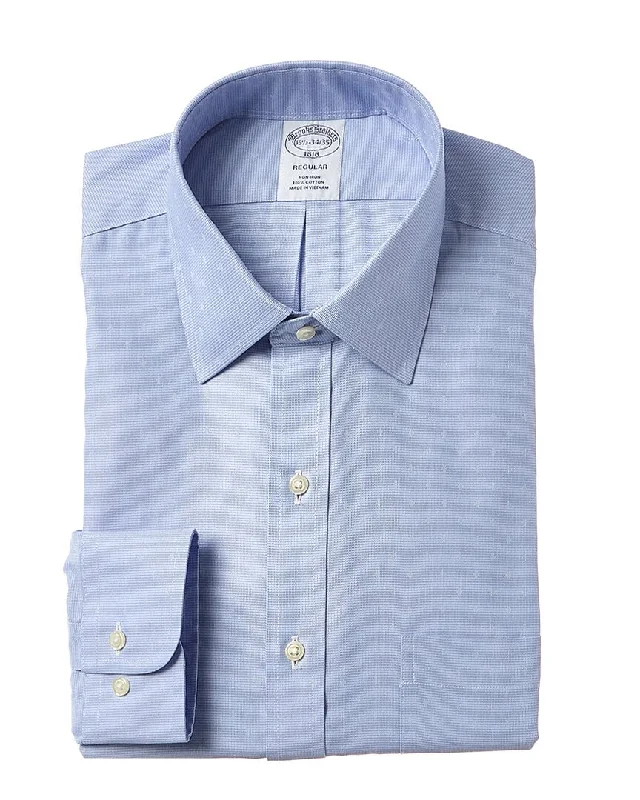 Men's polo t - shirts with a contrast collar for a preppy lookBrooks Brothers Regular Dress Shirt Men's polo t - shirts with a contrast collar for a preppy lookBrooks Brothers Regular Dress Shirt