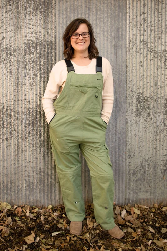Overalls with a corduroy texture for warmthClassic Overall | Vineyard Green (with new magnetic clips!) Overalls with a corduroy texture for warmthClassic Overall | Vineyard Green (with new magnetic clips!)