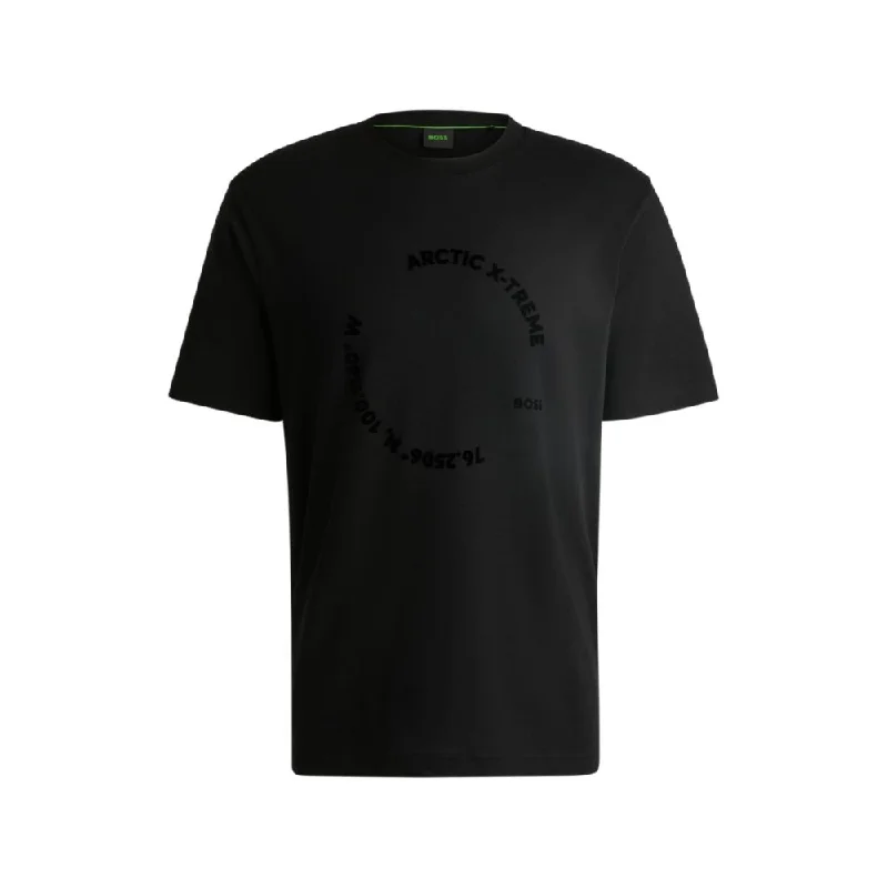Men's polo t - shirts with a contrast collar for a preppy lookCotton-jersey relaxed-fit T-shirt with seasonal artwork Men's polo t - shirts with a contrast collar for a preppy lookCotton-jersey relaxed-fit T-shirt with seasonal artwork