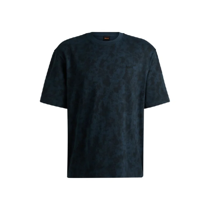Men's organic cotton crew - neck t - shirts for everyday comfortCotton-jersey T-shirt with all-over seasonal print Men's organic cotton crew - neck t - shirts for everyday comfortCotton-jersey T-shirt with all-over seasonal print