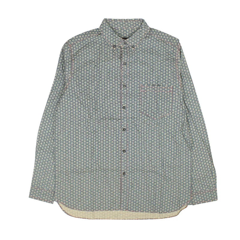 Men's polo t - shirts with a contrast collar for a preppy lookGreen Geometric Button Down Shirt