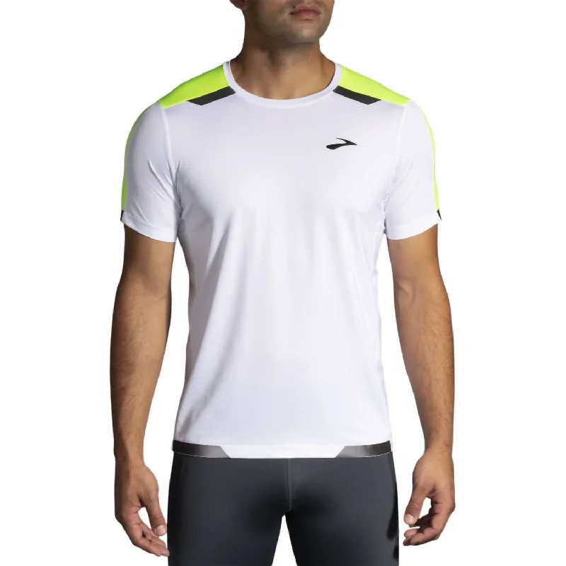 Men's mock - neck t - shirts with a modern and sleek styleMen's Run Visible Short Sleeve Shirt In White/asphalt/nightlife Men's mock - neck t - shirts with a modern and sleek styleMen's Run Visible Short Sleeve Shirt In White/asphalt/nightlife