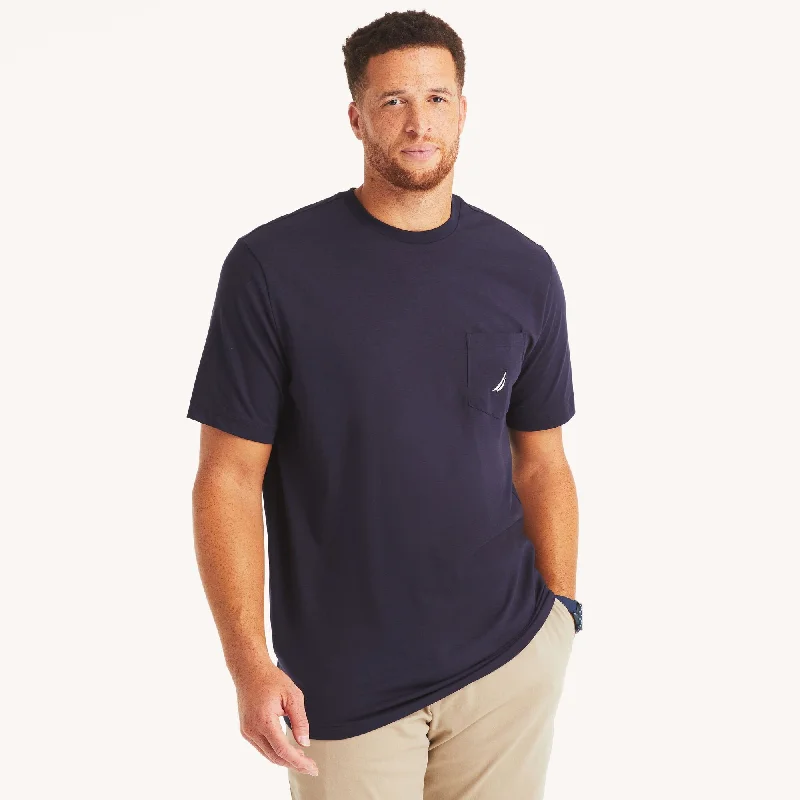 Men's distressed denim - look t - shirts with a rugged appealNautica Mens Big & Tall Pocket T-Shirt Men's distressed denim - look t - shirts with a rugged appealNautica Mens Big & Tall Pocket T-Shirt