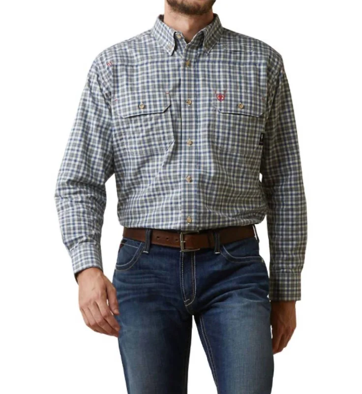 Men's thermal t - shirts with a high - neck design for cold weatherPlaid Featherlight Work Shirt - Plus In Clear Sky Plaid Men's thermal t - shirts with a high - neck design for cold weatherPlaid Featherlight Work Shirt - Plus In Clear Sky Plaid