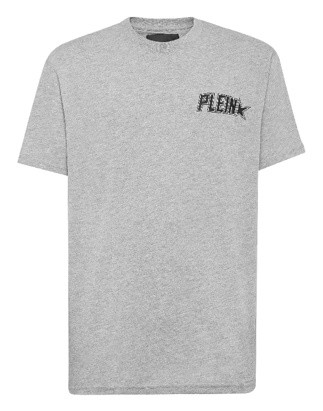 Men's mock - neck t - shirts with a modern and sleek styleT-shirt Round Neck SS