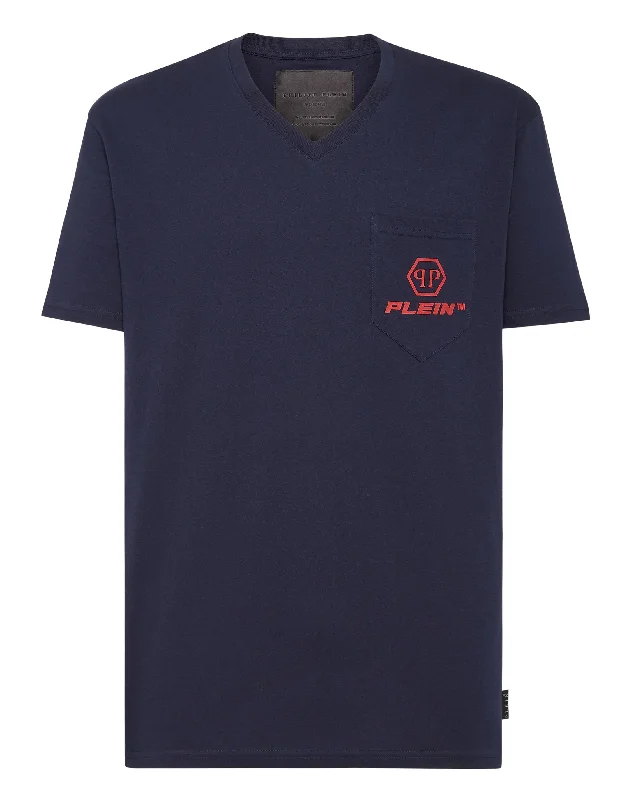 Men's smart - casual checkered t - shirts for semi - formal occasionsT-shirt V-Neck SS Men's smart - casual checkered t - shirts for semi - formal occasionsT-shirt V-Neck SS