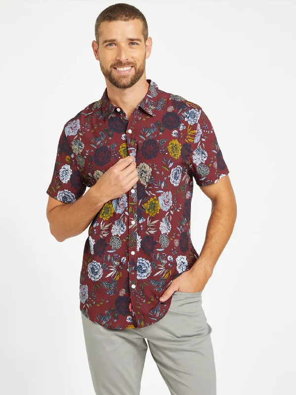 Men's short - sleeve linen t - shirts for summer beach outingsWayne Short-Sleeve Floral Shirt Men's short - sleeve linen t - shirts for summer beach outingsWayne Short-Sleeve Floral Shirt